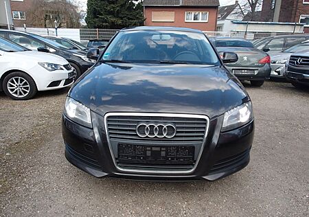 Audi A3 1.6 Attraction/AUTOMATIK/1.HAND/TÜV NEU