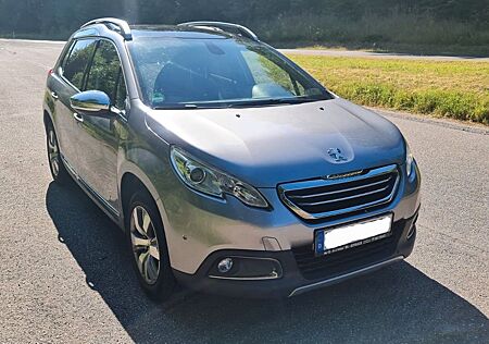 Peugeot 2008 / TÜV / PANO / SHZ / PDC / LEDER...