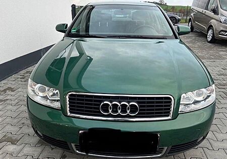 Audi A4 B6 2001 / TUV NEU 11/26 / 106.500 tkm