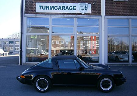 Porsche 911 Urmodell 911 3.2 Carrera Targa