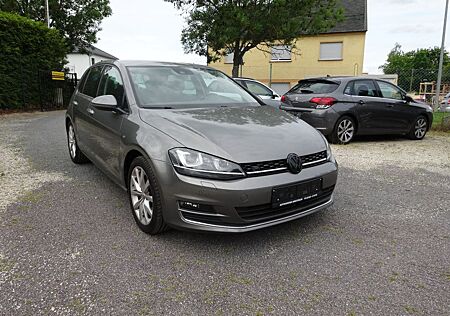 VW Golf Volkswagen VII Lim. Highline BMT Navi,Blueth,Bi Xenon