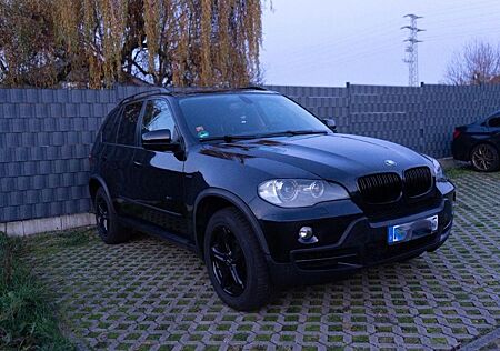 BMW X5 3.0sd - TÜV 09/2027