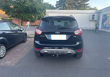 Ford Kuga 2,0 TDCi 2x4 Titanium Anhängerkupplung(abn)