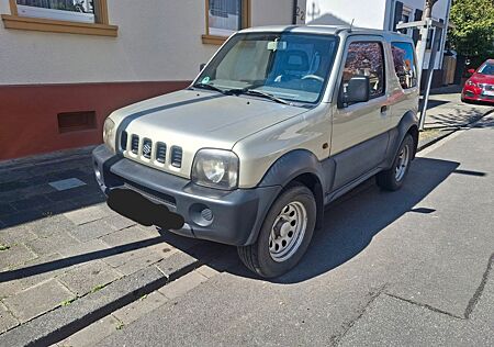 Suzuki Jimny 4WD -