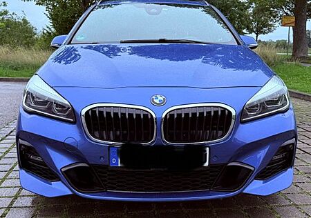 BMW 2er 220 Gran Tourer 220d Steptronic M Paket 7 Sitzer