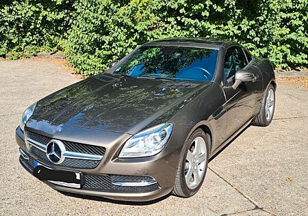 Mercedes-Benz SLK 200 Blue Effic /Comand /Airscraf /Harman Kardon