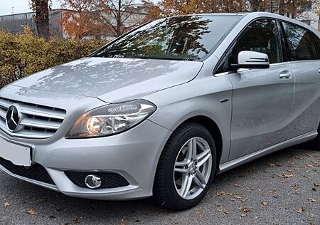 Mercedes-Benz B 180 CDI BlueEFFICIENCY -