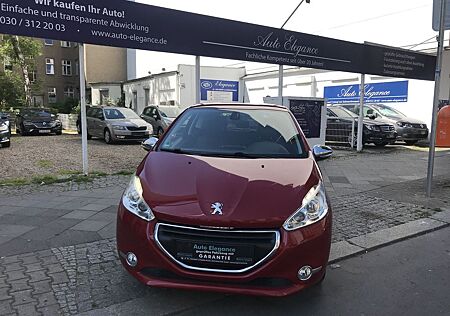 Peugeot 208 1.2 TURBO, Klimaaut, LEDER,NAVI,1.HAND,SHG T