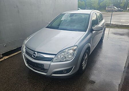 Opel Astra H Lim. Edition
