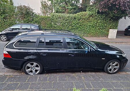 BMW 530xi A touring -