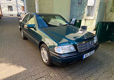 Mercedes-Benz C 180 CLASSIC Classic
