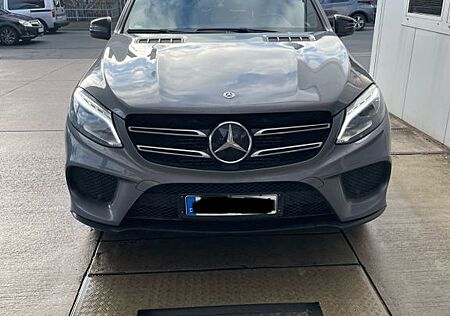 Mercedes-Benz GLE 350 d 4MATIC AMG Packet - Top Zustand