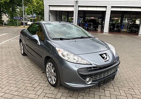 Peugeot 207 CC Platinum 120 Automatik Aus 1 Hand