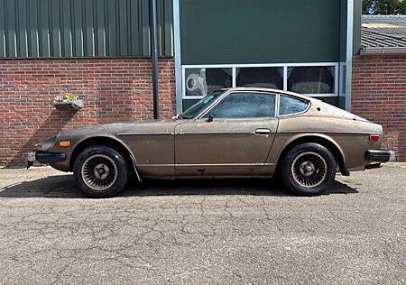 Datsun 280Z Coupe 1976 MATCHING MANUAL