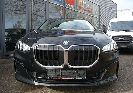 BMW 220i Active Tourer Aut. PANO/el.AHK/LED/NAVI