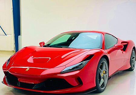 Ferrari F8 TRIBUTO*1.HAND*GARANTIE*LIFT*CARBON*RAC SEAT*