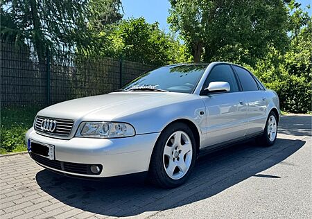 Audi A4 B5 Limousine 1.9 TDI Silber