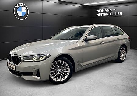 BMW 530i Touring Luxury Laser Pano DA Prof. STH PA+