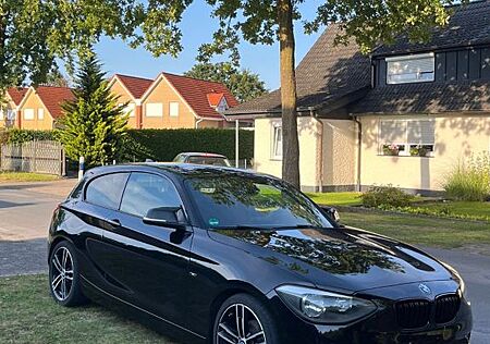 BMW 114i Sport Line Sport Line