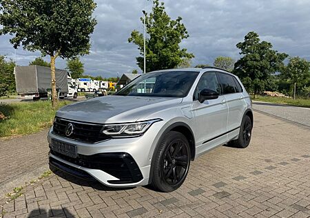 VW Tiguan Volkswagen R-Line eHybrid