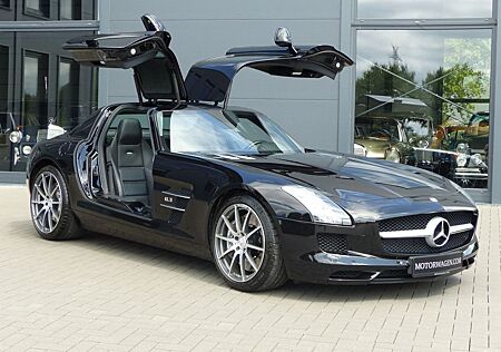 Mercedes-Benz SLS AMG Flügeltürer