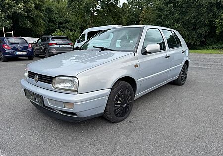 VW Golf Volkswagen III 1.8 Family. Automatik