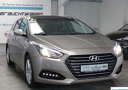 Hyundai i40 blue Style Automatik+AHK+el.Panodach+4xShzg