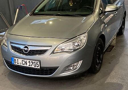 Opel Astra Sports Tourer 1.7 CDTI eco Design 81 S...