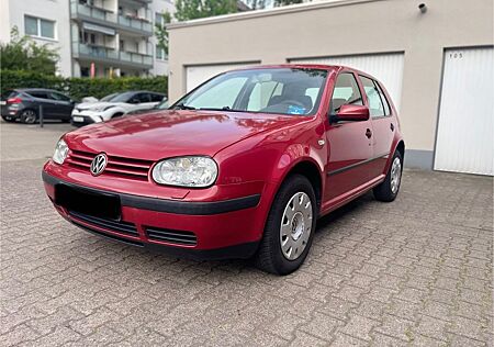 VW Golf Volkswagen 1.9TDI *Automatik***Tempomat***Sitzheizung