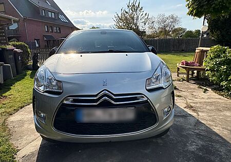 Citroën DS3 Pure Tech VTi 120 SoChic *TÜV & ASU neu*