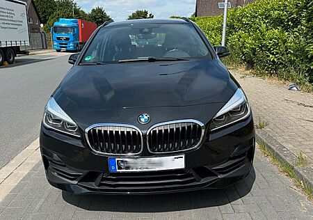 BMW 2er 220d Active Tourer, Automatik Leder Navi Klima