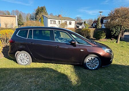 Opel Zafira Tourer 2.0 CDTI Business INNOVATION 9...