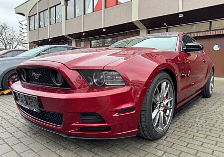 Ford Mustang Fastback GT 5.0 Performenspaket