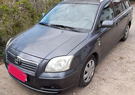Toyota Avensis Combi Executive 2,2-l-D-CAT Executive