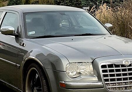 Chrysler 300C 5.7 V8 HEMI Autom. -