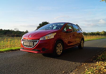 Peugeot 208 TÜV neu! 1.Hd! - - - 1.2 Active 82 VTi Activ