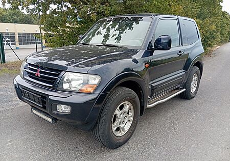 Mitsubishi Pajero 3,2 DI-D Elegance