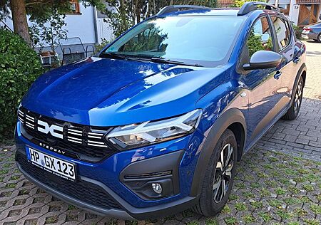 Dacia Sandero TCe 110 Stepway Expression+ , blau metal