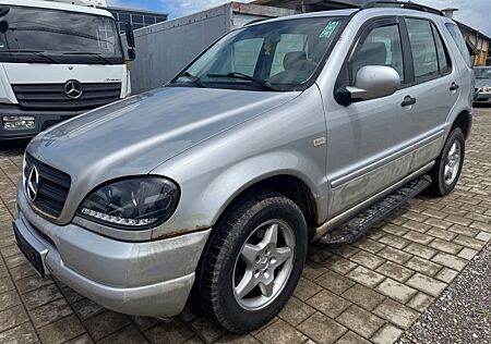 Mercedes-Benz ML 320 Leder Navi Klima