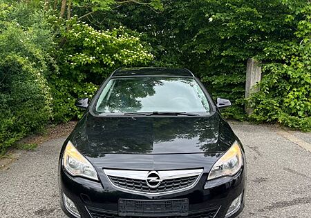 Opel Astra Sports Tourer 1.4 T 150 Jahre 103...
