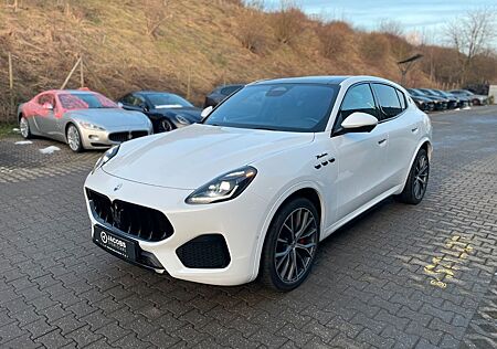 Maserati Grecale 2.0 Modena Pano Privacy Voll-Leder