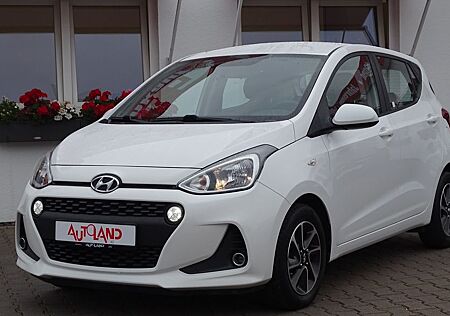 Hyundai i10 1.2 YES! Klima DAB Sitzheizung Tempomat USB