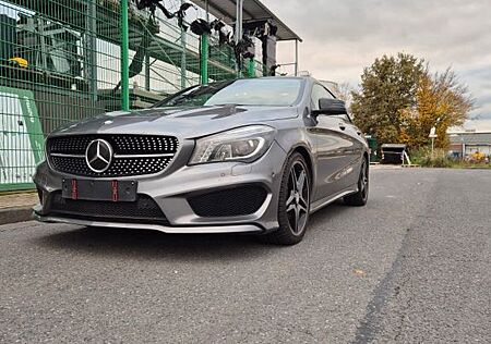 Mercedes-Benz CLA 250 AMG Line * HarmanK. * Pano. * Vollauss.