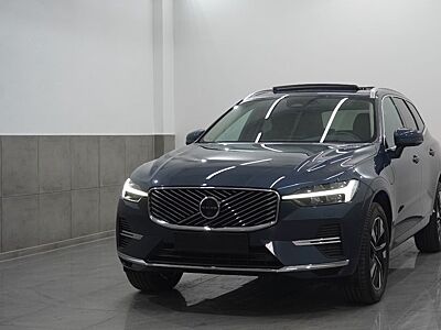Volvo XC60 T6 Plus Bright Hybrid Facelift Pano/360/HuD