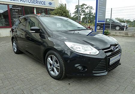 Ford Focus Turnier *Zahnriemen, Inspektion und HU neu