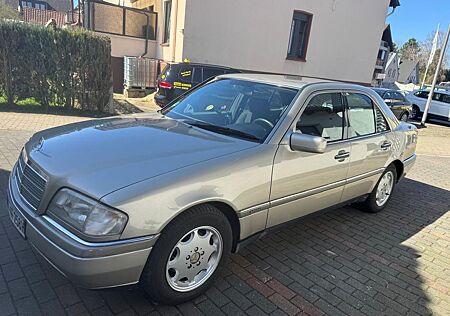 Mercedes-Benz C 220 D ELEGANCE Elegance
