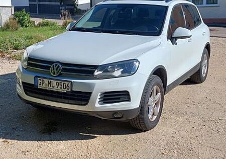 VW Touareg Volkswagen 3.0 V6 TDI Tiptronic BlueMotion Tech...