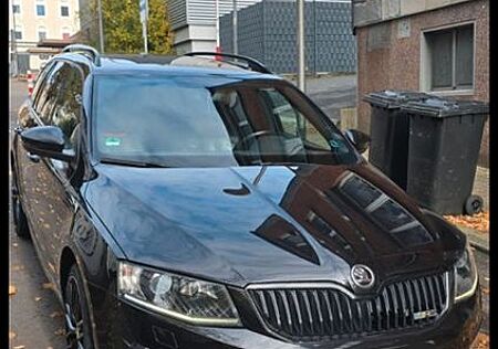 Skoda Octavia 2.0 TDI DSG RS Combi RS