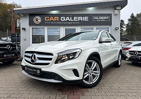 Mercedes-Benz GLA 220 GLA 220CDI*AUTOMATIK*KAMERA*NAV*TEMPOM*KLIMA*SHZ