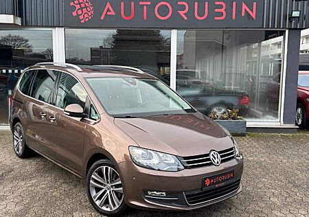 VW Sharan Volkswagen Highline BMT PANO/7-SITZE/LEDER/AHK/SPUR